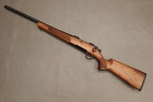 Steel Action "Hunting Medium" HM .30-06 Ausführung: Linkswaffe, Holzklasse 3
