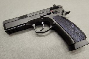 CZ 75 SP-01 Kaliber 9mmLuger Pistole mit Sonderteilen