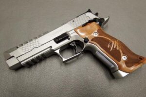 SIG Sauer P226 Club 30 X-Five Stainless 9mmLuger Pistole MADE IN GERMANY