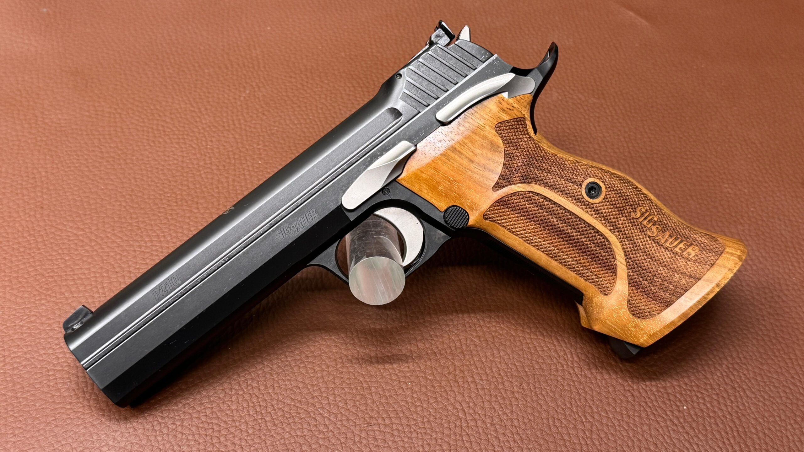 SIG Sauer P210 Target 5″ | 9mmLuger | Neuwaffe | Made in Germany | Limitierte Auflage | schwarz