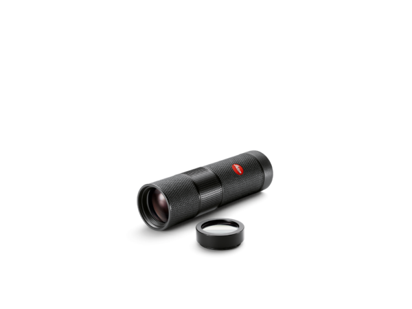 Leica Monovid 8x25 Black – Schrägansicht mit Nahlinse, schwarz beledert