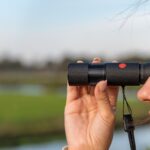 Leica Monovid 8x25 Black – in der Hand
